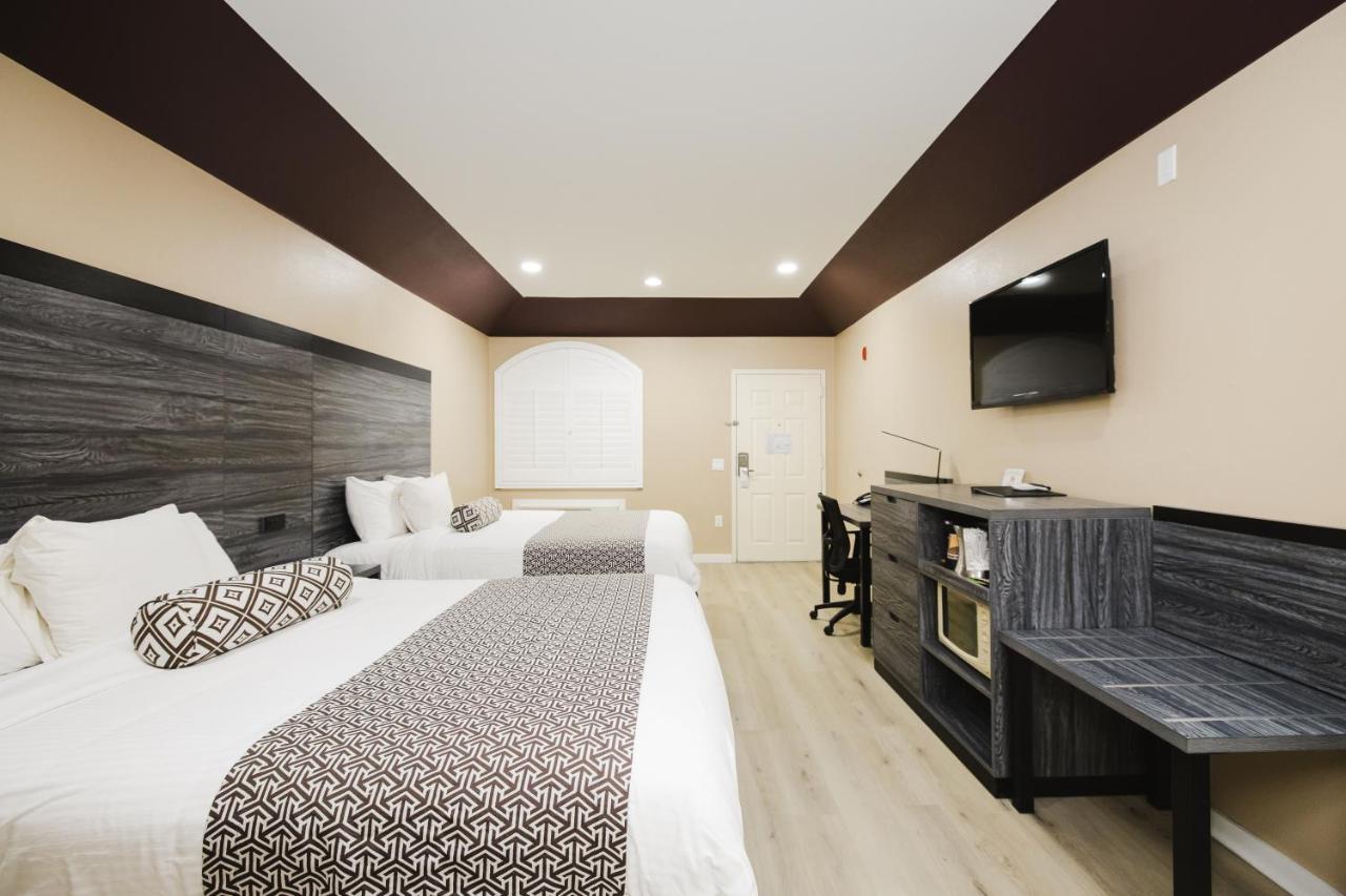 Sapphire Inn & Suites Channelview Buitenkant foto