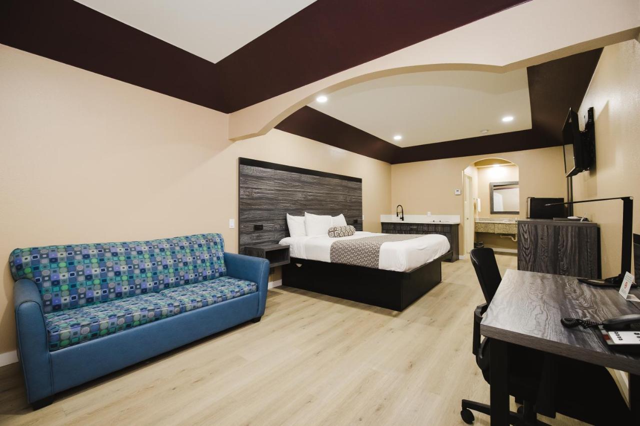 Sapphire Inn & Suites Channelview Buitenkant foto