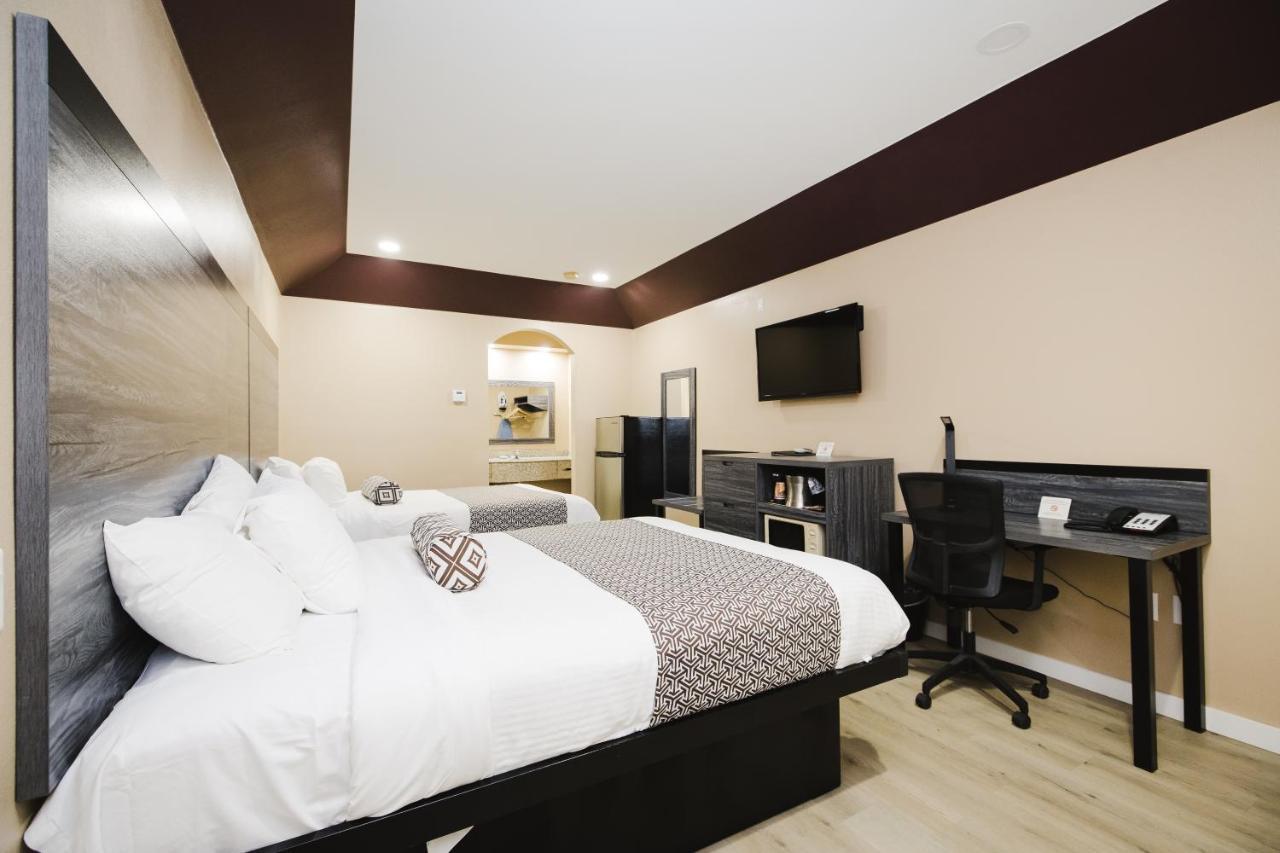 Sapphire Inn & Suites Channelview Buitenkant foto