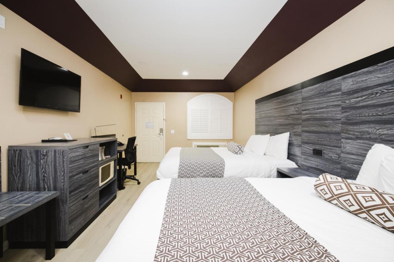 Sapphire Inn & Suites Channelview Buitenkant foto