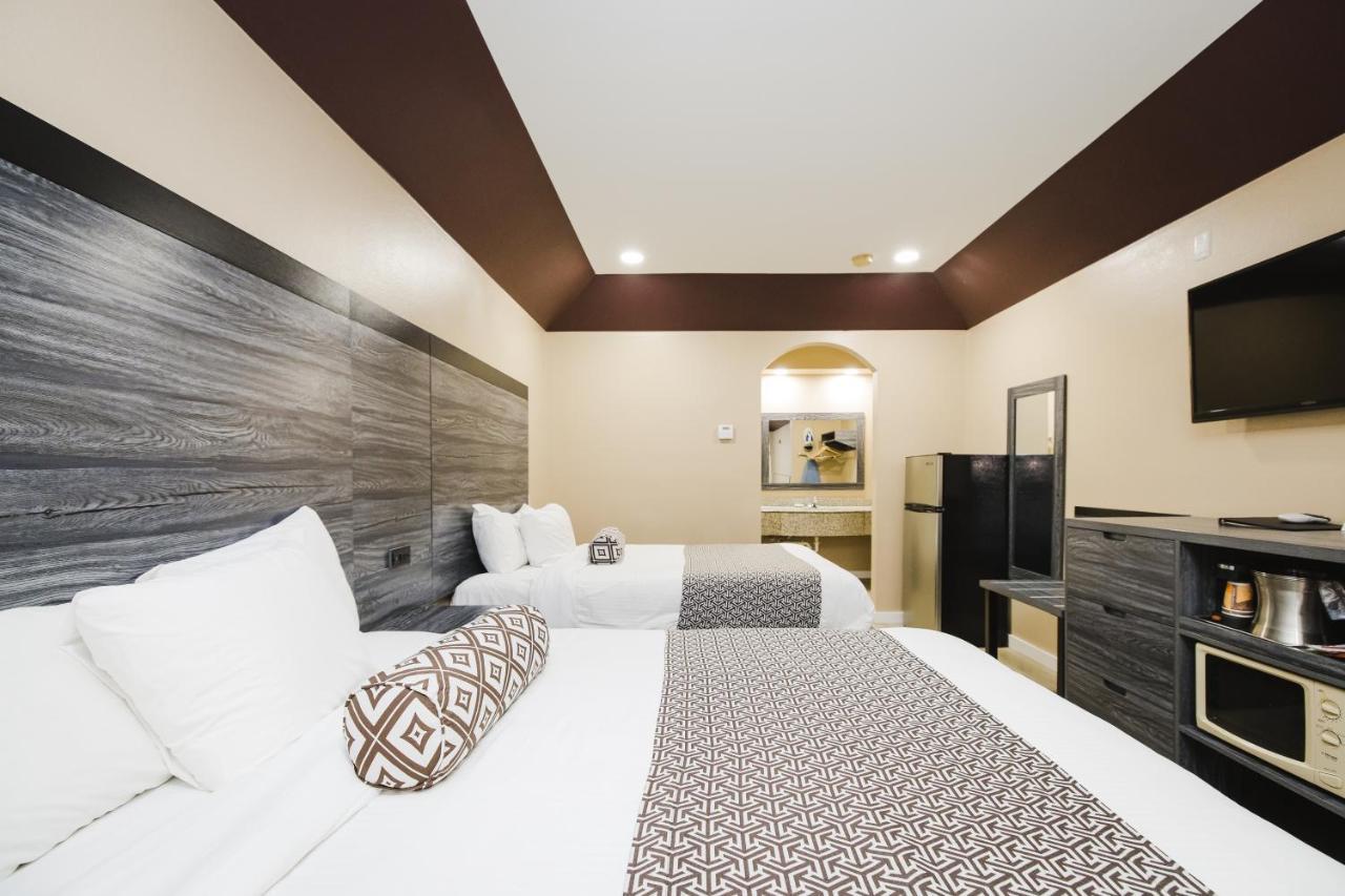Sapphire Inn & Suites Channelview Buitenkant foto