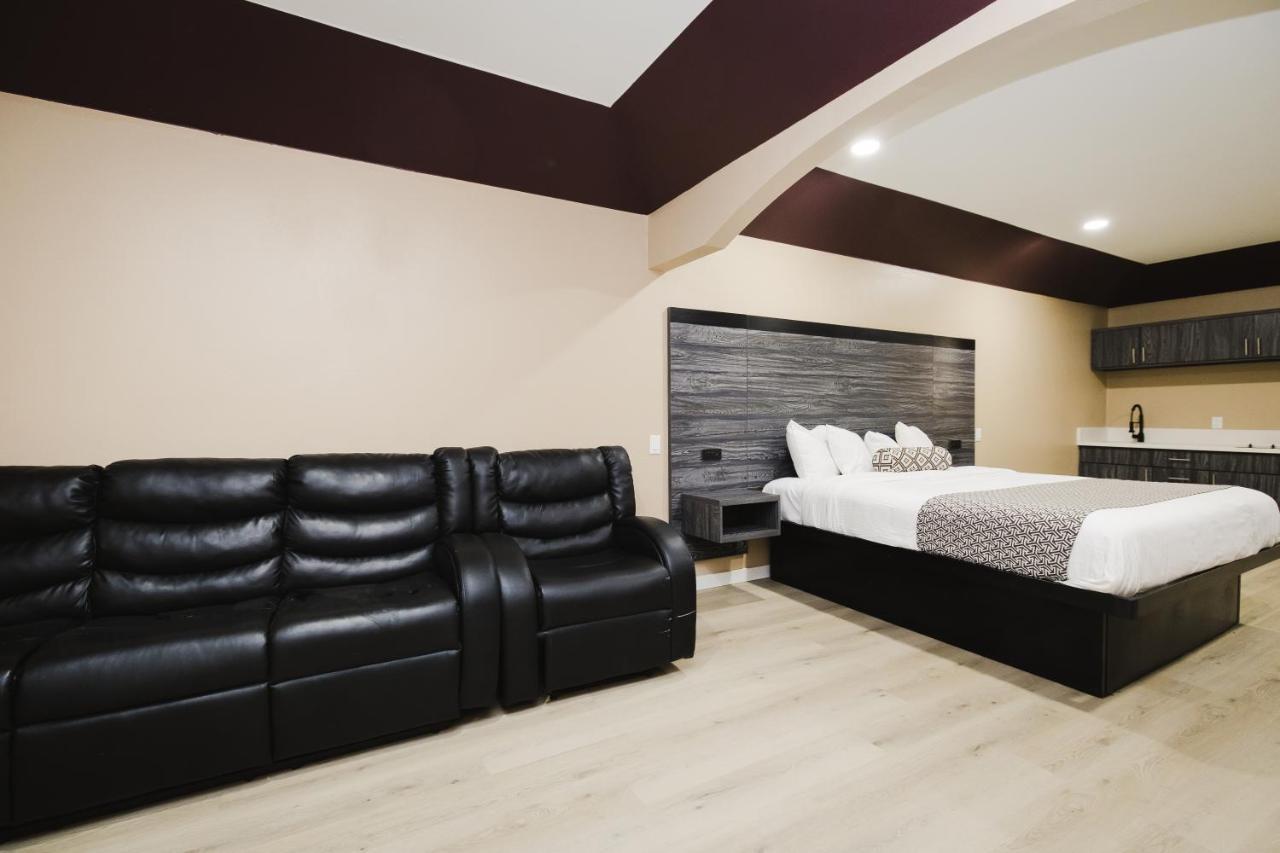 Sapphire Inn & Suites Channelview Buitenkant foto