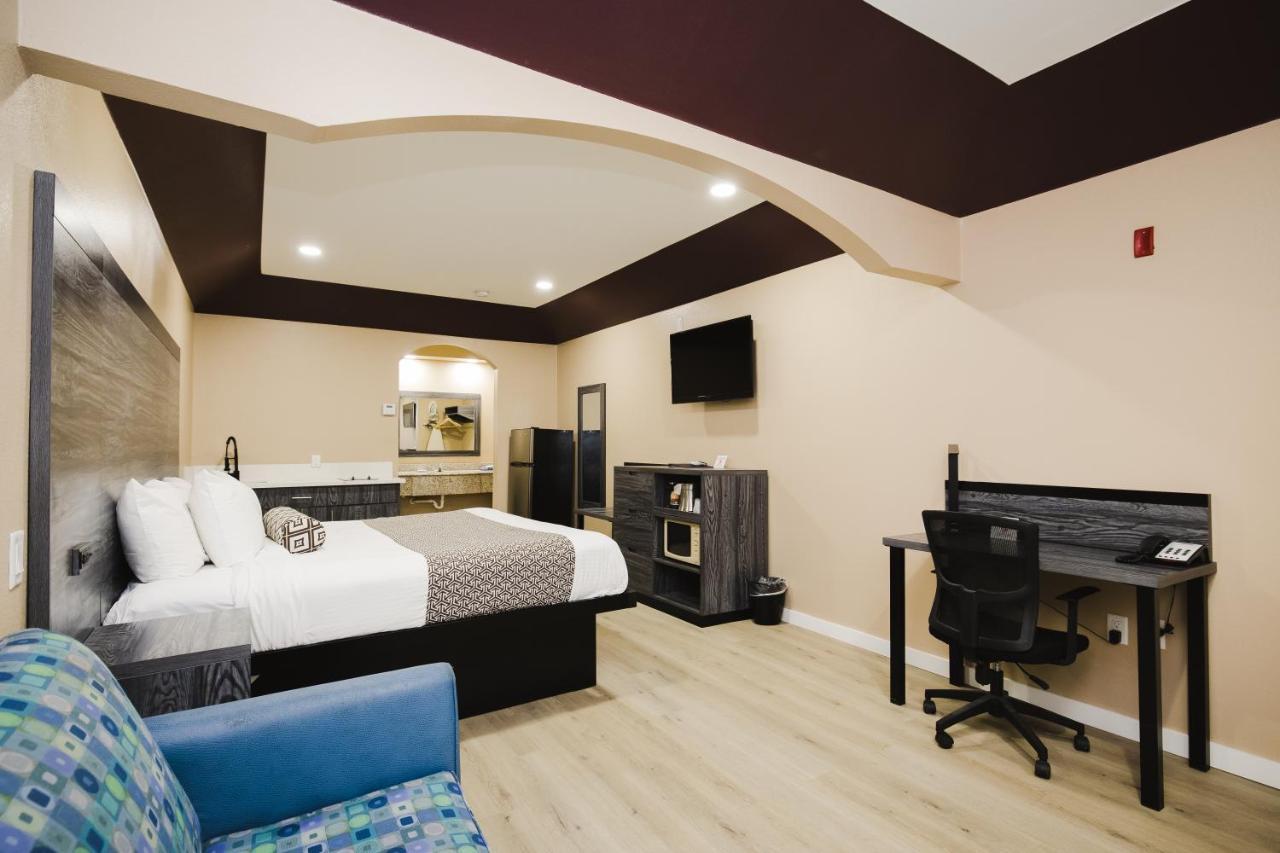 Sapphire Inn & Suites Channelview Buitenkant foto