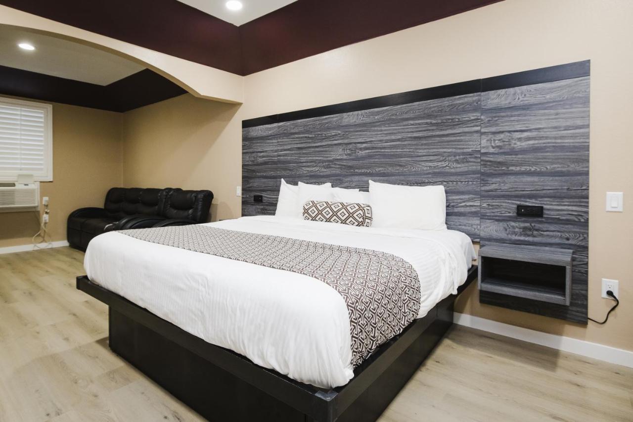 Sapphire Inn & Suites Channelview Buitenkant foto
