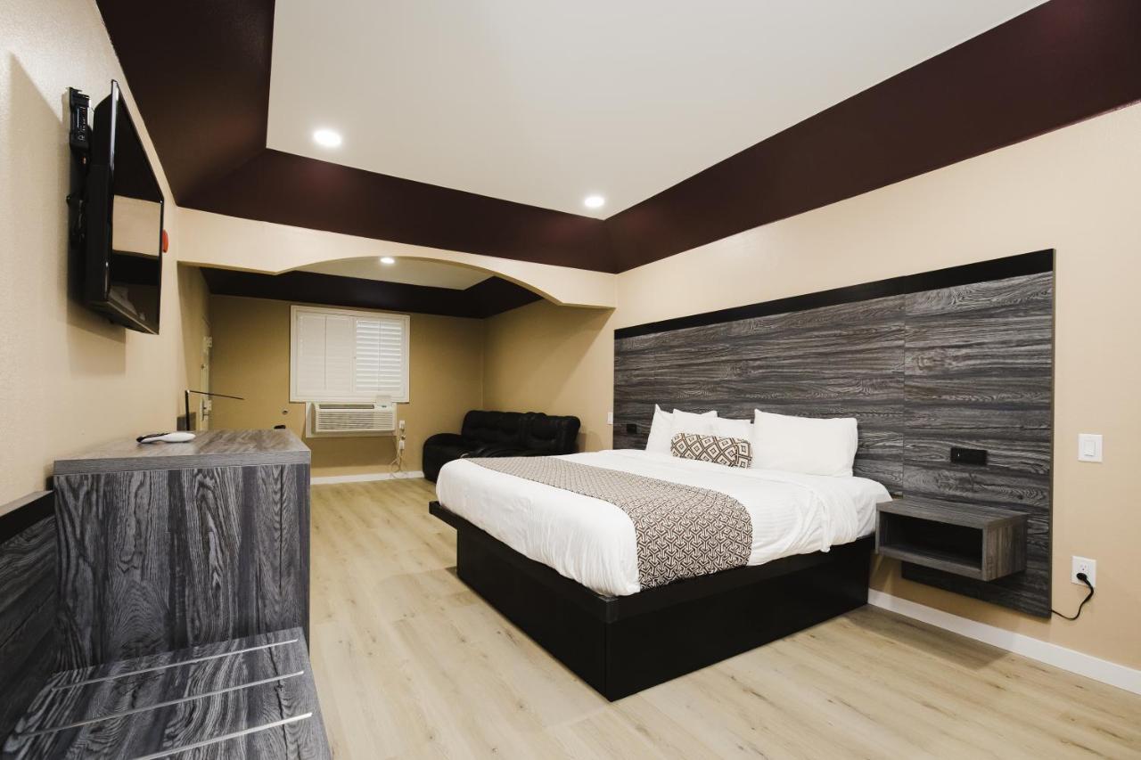 Sapphire Inn & Suites Channelview Buitenkant foto